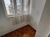 Satılır 3 otaqlı köhnə tikili 60 m², Qara Qarayev m., photo 4 from 8