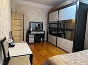 Продаётся 4-комн. вторичка 110 м², м. Иншаатчылар, photo 6 from 8