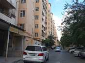 Продается 2-комн. вторичка 60 м², м. Кара Караев, photo 1 from 8