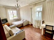 Satılır 2 otaqlı köhnə tikili 65 m², Qara Qarayev m., photo 1 from 8
