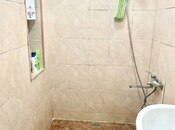 Satılır 2 otaqlı köhnə tikili 65 m², Qara Qarayev m., photo 8 from 8
