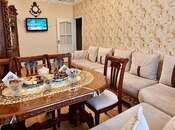 Продаётся 3-комн. вторичка 70 м², м. Мемар Аджеми, photo 2 from 8