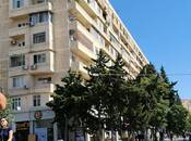 Продаётся 2-комн. вторичка 55 м², м. Кара Караев, photo 1 from 8