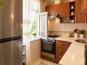 Продаётся 2-комн. вторичка 60 м², м. Нефтчиляр, photo 4 from 6