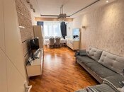 Продаётся 4-комн. новостройка 135 м², м. Ази Асланов, photo 1 from 8