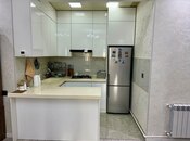 Продается 3-комн. новостройка 75 м², м. Кара Караев, photo 1 from 8