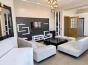 Сдаётся 3-комн. новостройка 115 м², м. Низами, photo 2 from 8