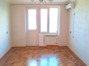 Продается 2-комн. вторичка 65 м², м. Кара Караев, photo 3 from 8