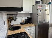 Satılır 2 otaqlı köhnə tikili 55 m², Dərnəgül m., photo 4 from 8