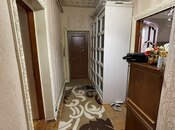 Satılır 3 otaqlı köhnə tikili 70 m², Bakıxanov q., photo 1 from 8