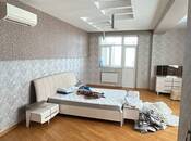 Продаётся 3-комн. новостройка 130 м², м. Кара Караев, photo 1 from 6