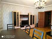 Сдаётся 2-комн. вторичка 60 м², м. Ичеришехер, photo 1 from 8