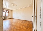 Satılır 3 otaqlı köhnə tikili 75 m², Qara Qarayev m., photo 3 from 8