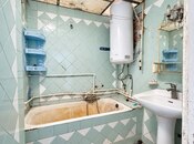Satılır 3 otaqlı köhnə tikili 75 m², Qara Qarayev m., photo 6 from 8