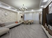 Satılır 4 otaqlı yeni tikili 176 m², İnşaatçılar m., photo 1 from 8