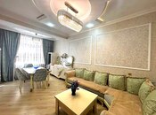 Продается 3-комн. новостройка 108 м², м. Кара Караев, photo 1 from 8