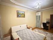 Сдается 3-комн. вторичка 140 м², м. Низами, photo 4 from 8