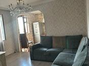 Сдается 2-комн. вторичка 70 м², м. Нефтчиляр, photo 2 from 8