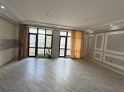 Продается 3-комн. новостройка 116 м², м. Кара Караев, photo 2 from 8