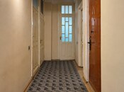 Satılır 2 otaqlı köhnə tikili 60 m², İnşaatçılar m., photo 4 from 8