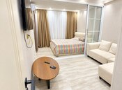 Продается 2-комн. новостройка 51 м², м. Нефтчиляр, photo 1 from 8