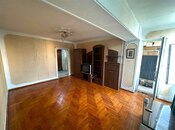 Продается 2-комн. вторичка 50 м², м. Гянджлик, photo 3 from 8