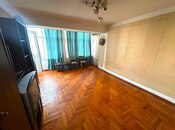Продается 2-комн. вторичка 50 м², м. Гянджлик, photo 2 from 8