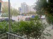 Продаётся 2-комн. вторичка 63 м², м. Иншаатчылар, photo 1 from 7