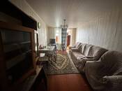 Продается 3-комн. вторичка 50 м², м. Элмляр Академиясы, photo 1 from 8