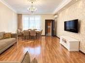 Сдается 2-комн. новостройка 60 м², м. Иншаатчылар, photo 1 from 8