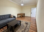 Satılır 2 otaqlı köhnə tikili 65 m², Xalqlar Dostluğu m., photo 2 from 8