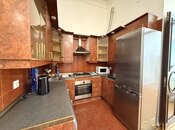 Satılır 4 otaqlı köhnə tikili 135 m², Sahil m., photo 8 from 8