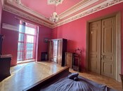 Satılır 5 otaqlı köhnə tikili 250 m², Sahil m., photo 2 from 8