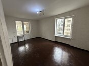 Satılır 1 otaqlı köhnə tikili 33 m², İnşaatçılar m., photo 3 from 8
