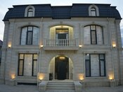 Satılır 6 otaqlı həyət evi/bağ evi 430 m², Əhmədli m., photo 1 from 8