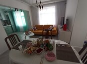 Продаётся 2-комн. вторичка 60 м², м. Кара Караев, photo 2 from 8