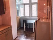 Продается 3-комн. вторичка 70 м², м. Элмляр Академиясы, photo 6 from 8