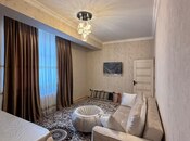 Сдаётся 2-комн. новостройка 75 м², м. Кара Караев, photo 1 from 8