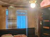 Satılır 3 otaqlı köhnə tikili 95 m², Qara Qarayev m., photo 5 from 8
