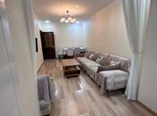 Продается 3-комн. вторичка 75 м², м. Ази Асланов, photo 1 from 8