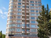 Продается 3-комн. новостройка 140 м², м. Нариман Нариманов, photo 1 from 8