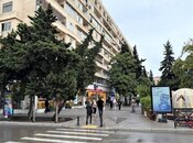 Satılır 4 otaqlı köhnə tikili 110 m², Qara Qarayev m., photo 2 from 8