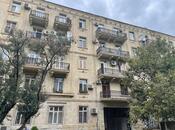 Satılır 5 otaqlı köhnə tikili 140 m², Elmlər Akademiyası m., photo 1 from 8