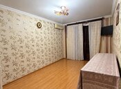 Продаётся 2-комн. вторичка 35 м², м. Нефтчиляр, photo 1 from 7