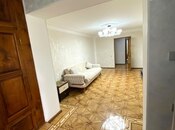 Продаётся 3-комн. вторичка 70 м², м. Иншаатчылар, photo 4 from 8