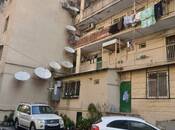 Satılır 2 otaqlı köhnə tikili 42 m², Xalqlar Dostluğu m., photo 1 from 8