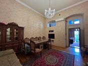 Satılır 4 otaqlı köhnə tikili 120 m², Bayıl q., photo 1 from 8
