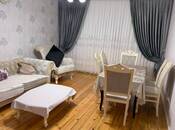 Satılır 4 otaqlı köhnə tikili 110 m², Xalqlar Dostluğu m., photo 1 from 8