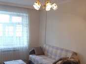 Satılır 2 otaqlı köhnə tikili 60 m², Qara Qarayev m., photo 1 from 8