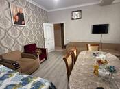 Satılır 2 otaqlı köhnə tikili 68 m², photo 2 from 7